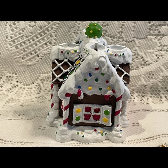 Vintage Gingerbread House Pate Set, 4 Decorative knives Sit in House - Picture 8 of 12